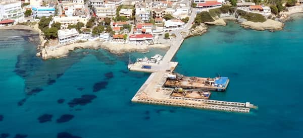 The extended pier at Ayia Marina – Aegina island.