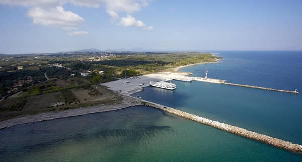 Corfu sailing holidays + yacht charters