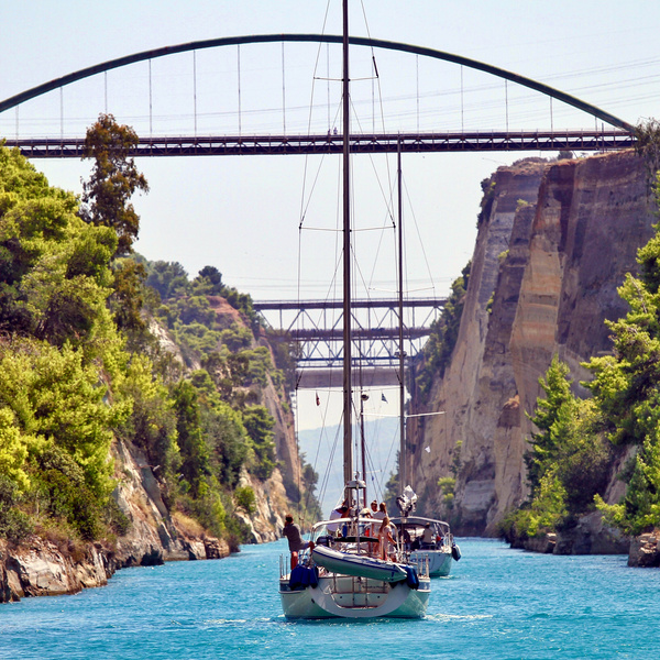 Charter yachts and private sailing yachts travelling through the Corinth Canal.