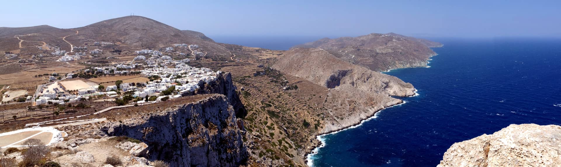 Folegandros island sailing holidays, Sikinos guide and yacht charters.
