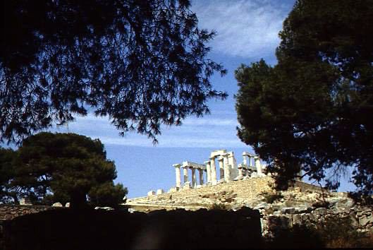  Temple of Aphaia on the island of Aegina 