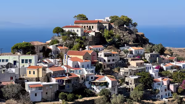 Ioulis town and the large church of St Spiridona.