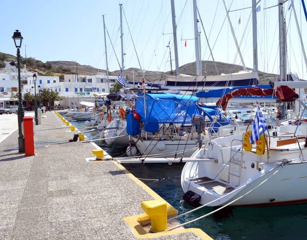 Sailing and yacht charters the Cyclades: Ios Island