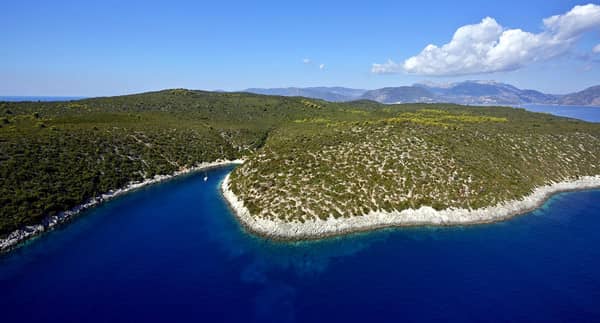 Yacht charters in the Ionian - anchorages