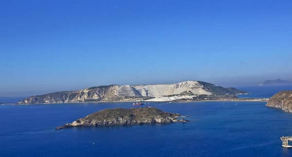 Yachting guide to Nisyros – Gialis near Kos island.