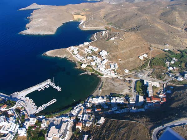 Sailing the Cyclades: Loutra port on Kythnos