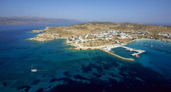 Cyclades yacht charters and sailing vacations in Naxos and the Little Cyclades.