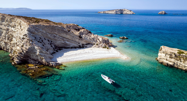 Cruising guide to Aspronisi, Dodecanese.