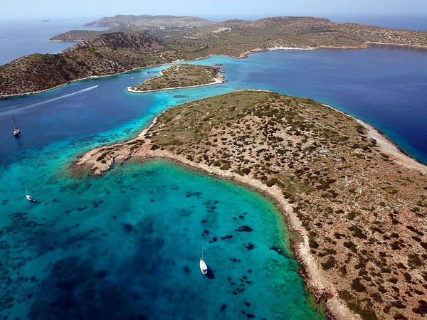 Overview Arki anchorages Patmos and Dodecanese.