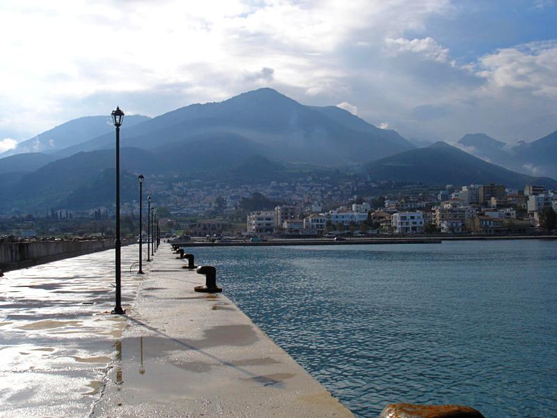 Sailing Greece, Kyparissia in the Ionian