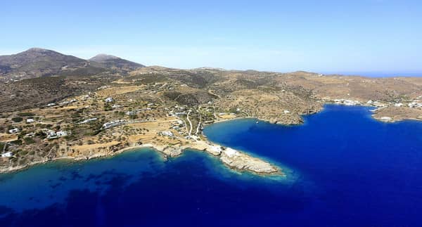 Cyclades yacht charters and sailing vacations.