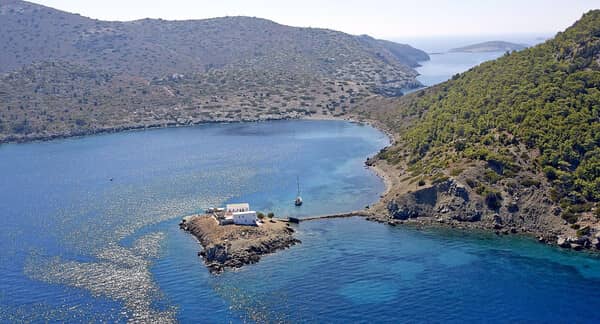 Yachting guide to Symi